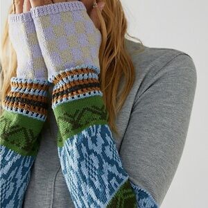 Free People gorgeous cuffs thermal grey top